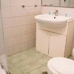 Station Apartment *
