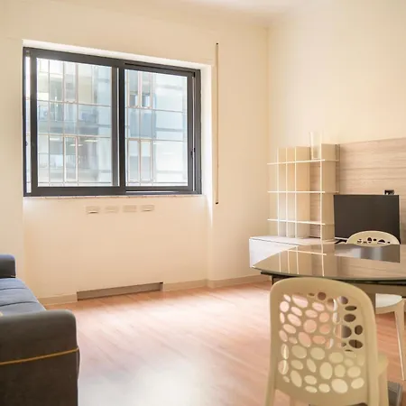 Station Apartment Bari